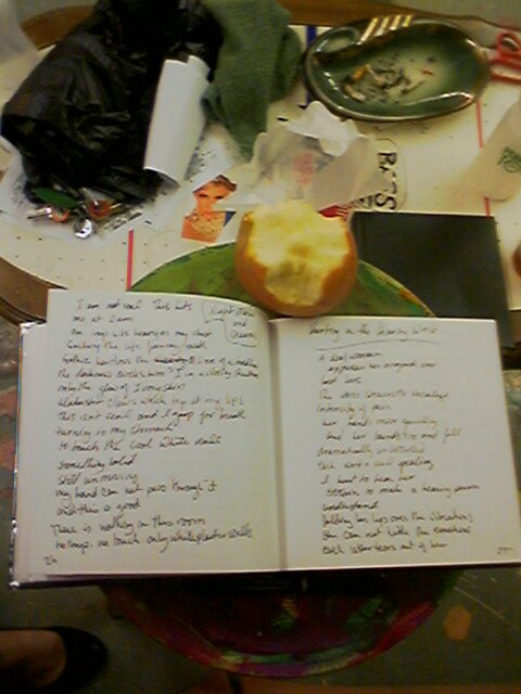 tumblr_lnlf40Kkrl1qihjd4o9_r1_500